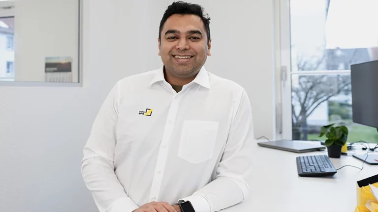 Contact Kapil Jaitly sales United Kingdom